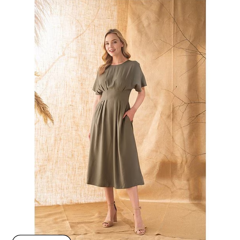 Dillards Kensie brand sage green dress worn once as grandmother of bride size 12